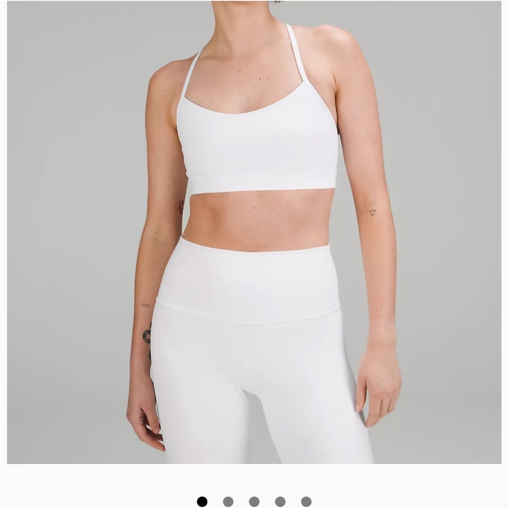 Lululemon sports bra